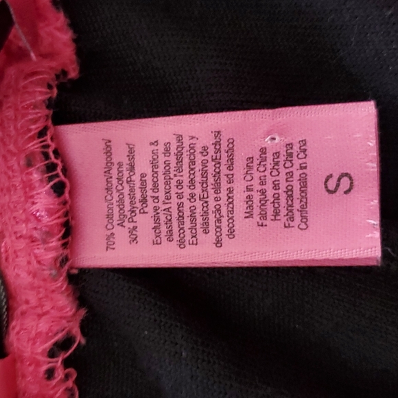 Betsey Johnson PJs Black Velvet Pajama Set - 2 pc pink bow set - Picture 9 of 12